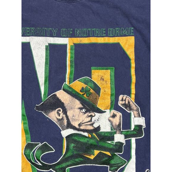 VTG 90's Team Edition Notre Dame Fighting Irish NCAA T-Shirt Men's XL Distressed - Picture 9 of 13